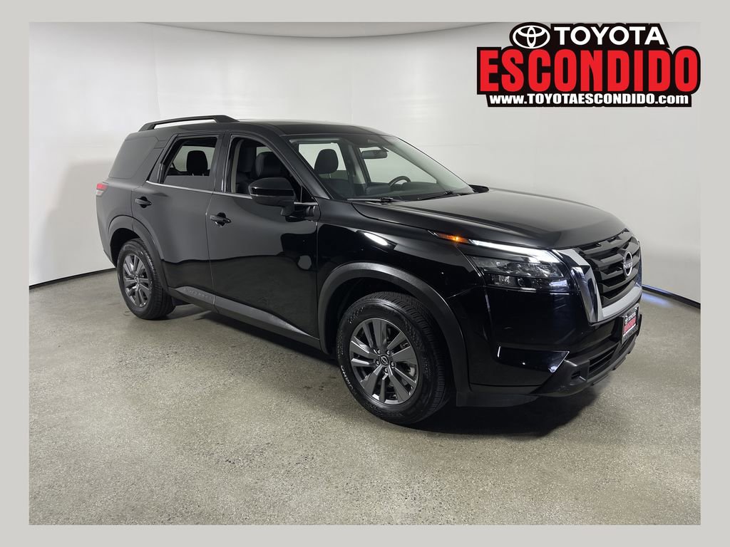 Used 2025 Nissan Pathfinder SV
