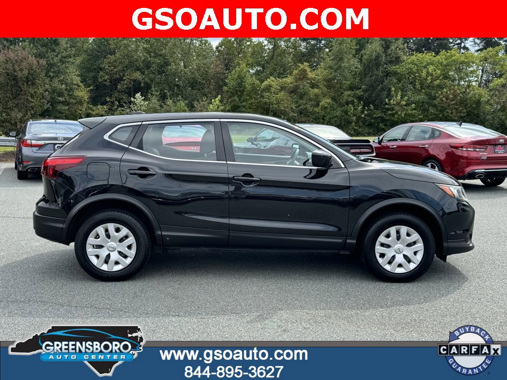Used 2018 Nissan Rogue Sport S image 8