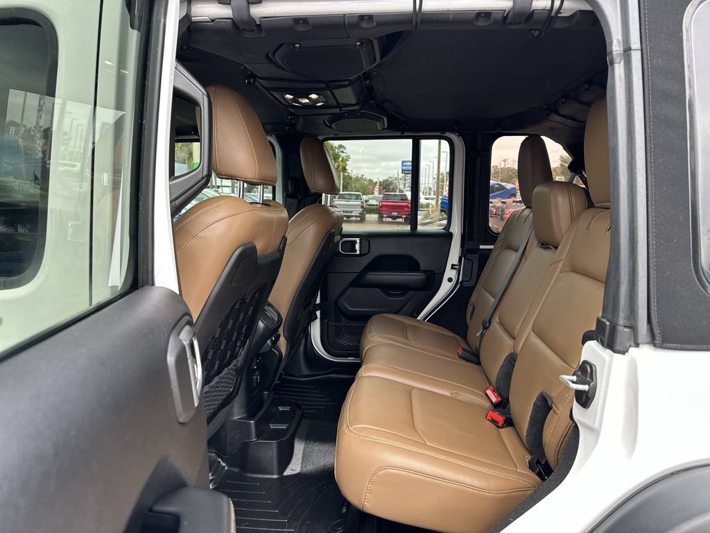 Used 2021 Jeep Wrangler Unlimited Rubicon AWD/4WD image 26