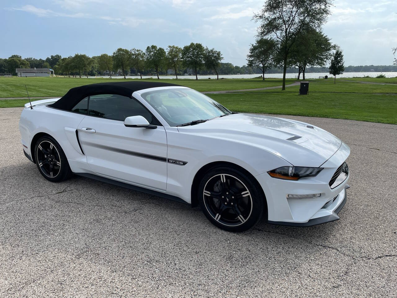 Used 2021 Ford Mustang GT Premium w/ California Special Package RWD image 31