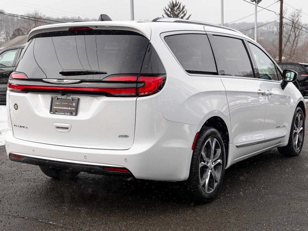 New 2026 Chrysler Pacifica Pinnacle AWD/4WD image 4