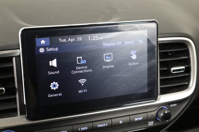Used 2025 Hyundai Venue SE FWD image 29