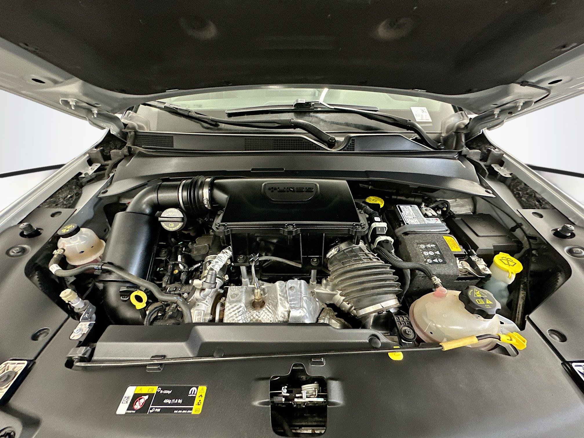 Used 2025 Jeep Compass Limited image 33