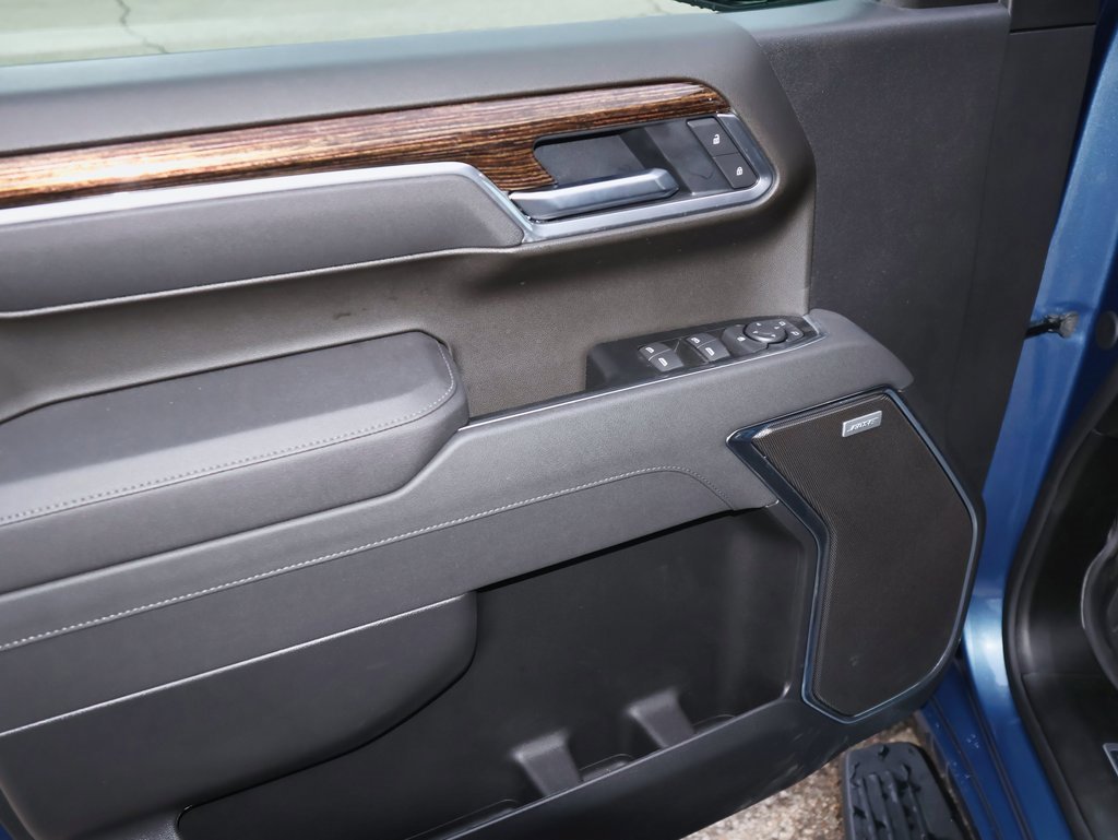 New 2026 GMC Sierra 1500 Elevation image 9