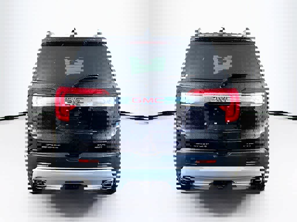 Used 2023 GMC Acadia SLT w/ Preferred Package image 5