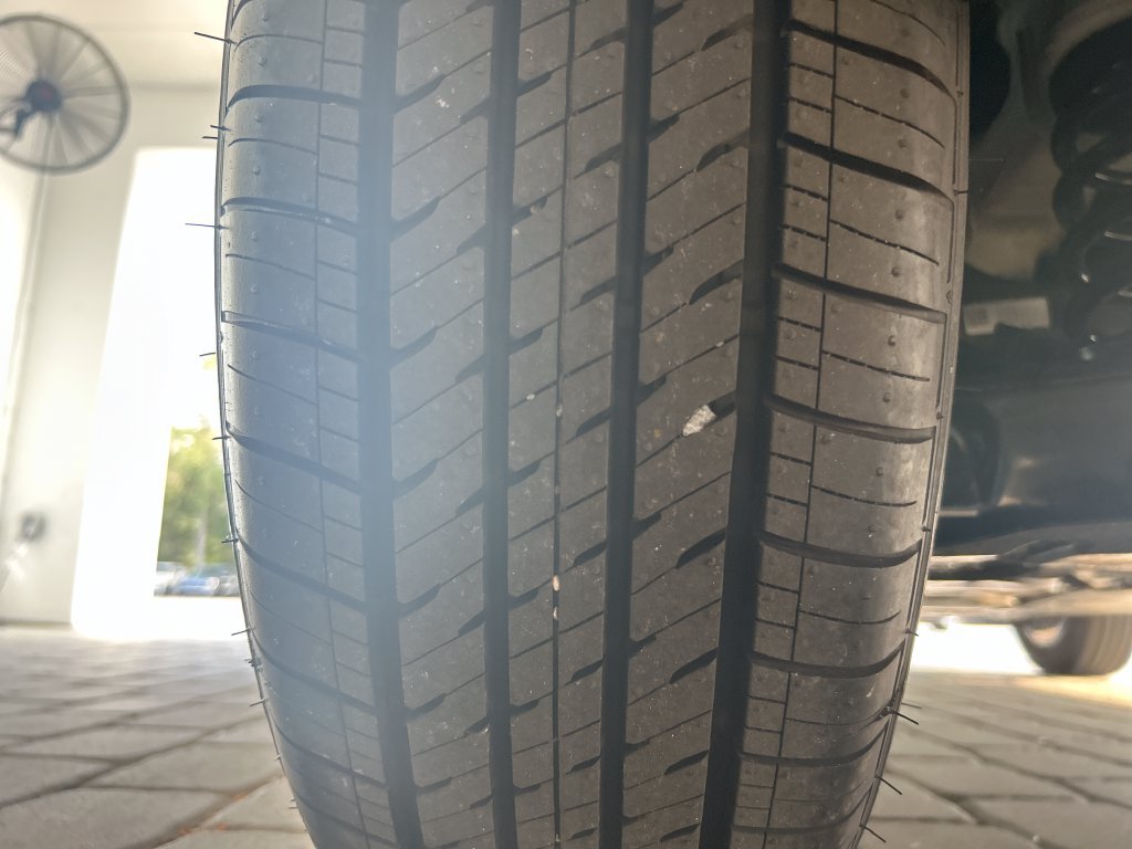 Certified 2026 Volkswagen Tiguan S FWD image 37