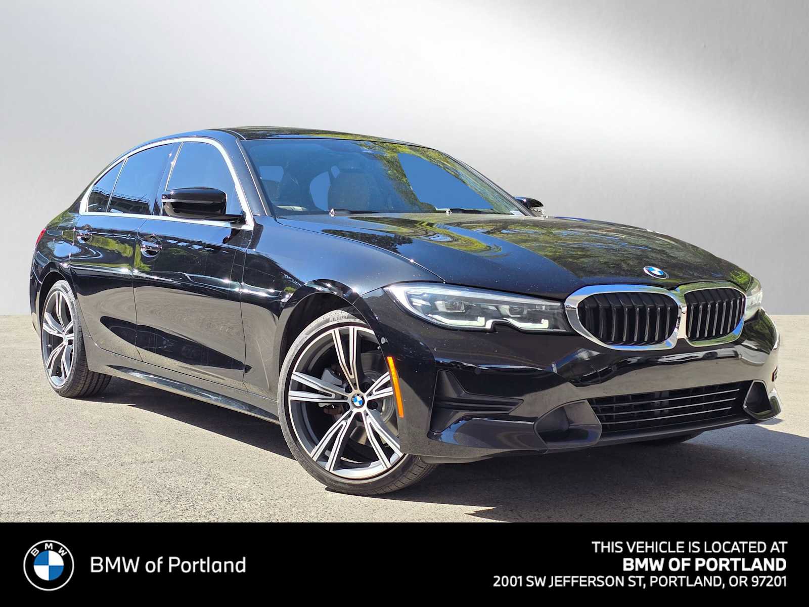 Used 2021 BMW 330i Sedan w/ Convenience Package RWD image 1