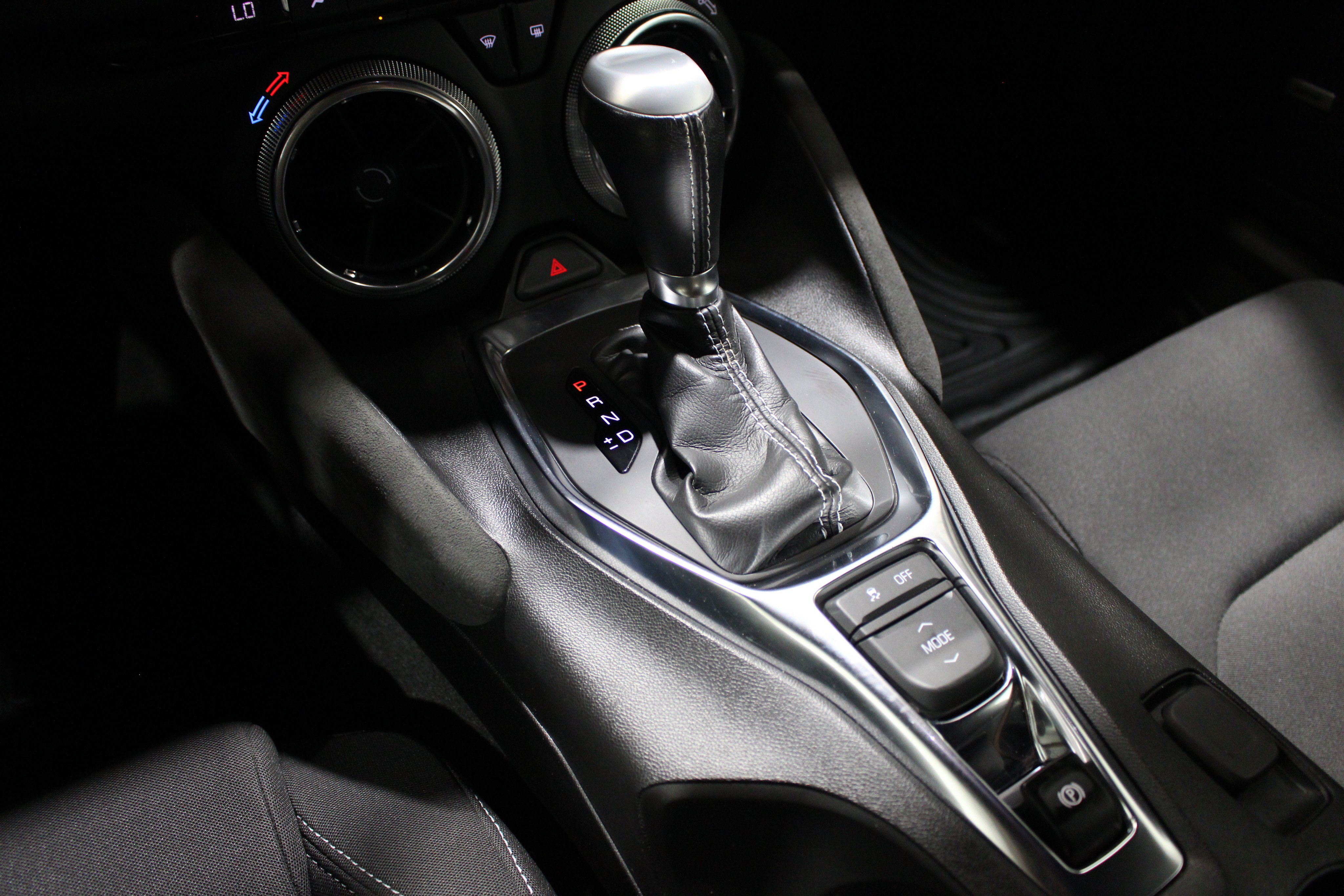 Used 2022 Chevrolet Camaro LT w/ RS Package RWD image 19
