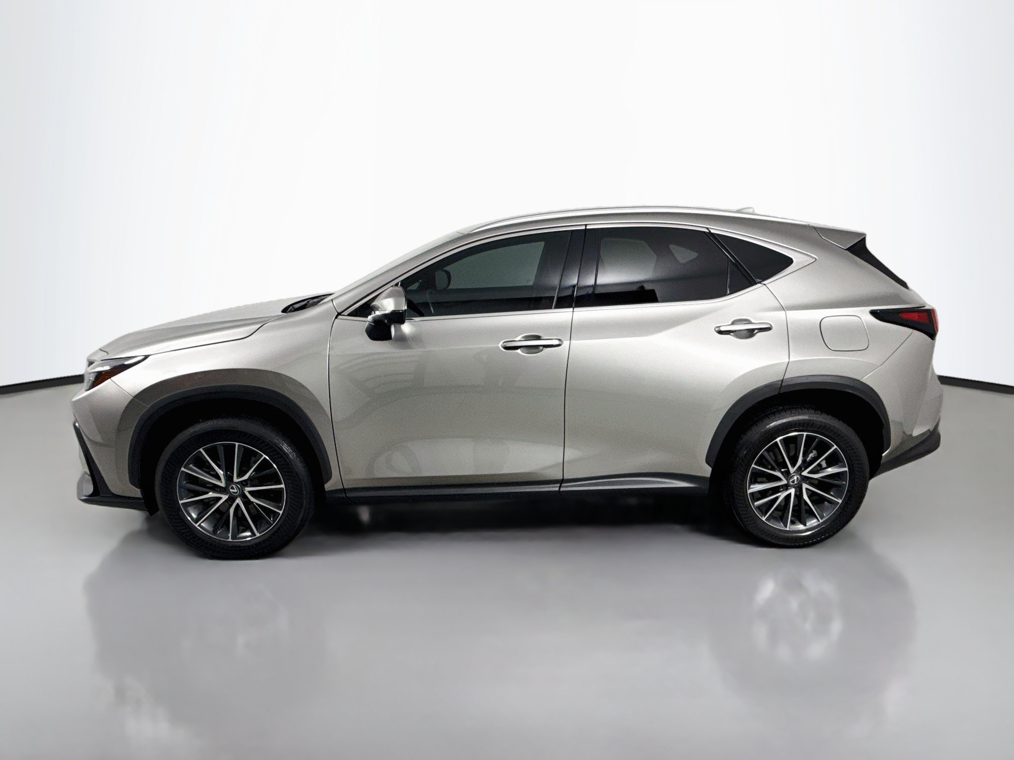 Certified 2025 Lexus NX 350 AWD w/ Cold Area Package image 5