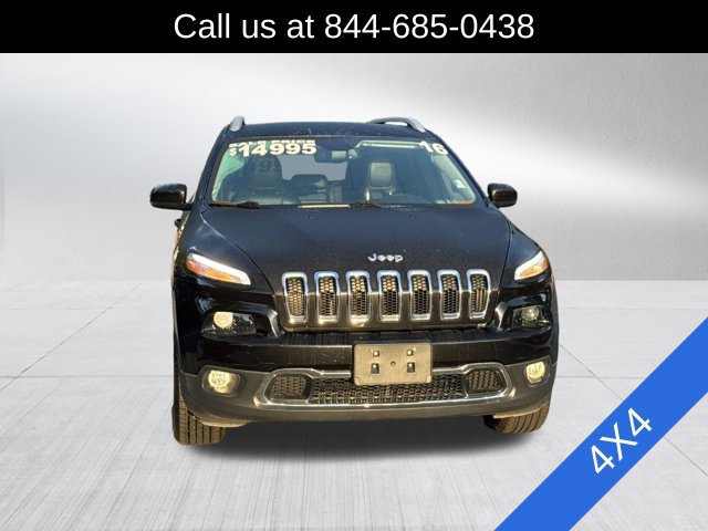Used 2016 Jeep Cherokee Limited AWD/4WD image 2