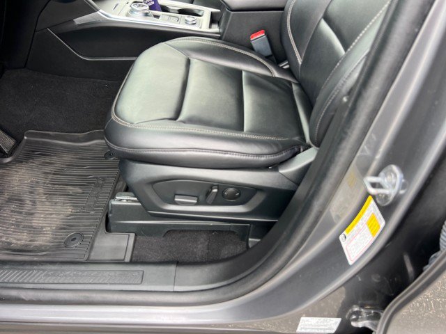 Certified 2023 Ford Explorer XLT w/ Equipment Group 202A AWD/4WD image 8