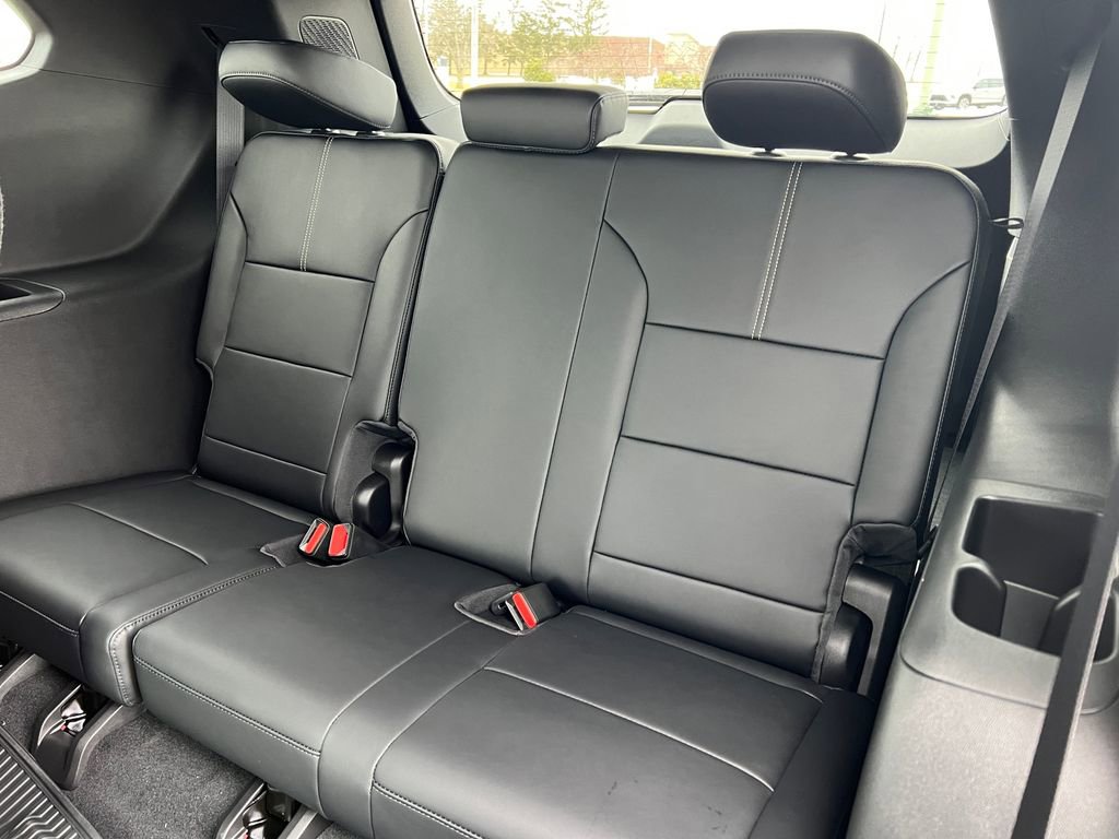 New 2026 GMC Acadia Elevation w/ Elevation Premium Package AWD/4WD image 6