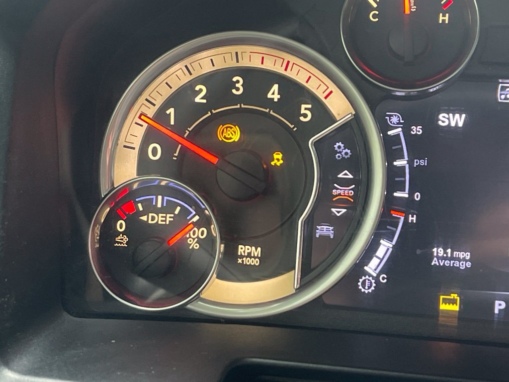 Used 2017 RAM 3500 Laramie AWD/4WD image 38