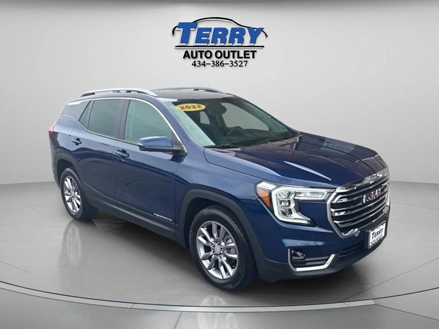 Used 2022 GMC Terrain SLT w/ Tech Package image 3