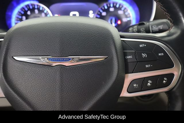 Used 2019 Chrysler Pacifica Touring-L Plus w/ Advanced Safetytec Group FWD image 10