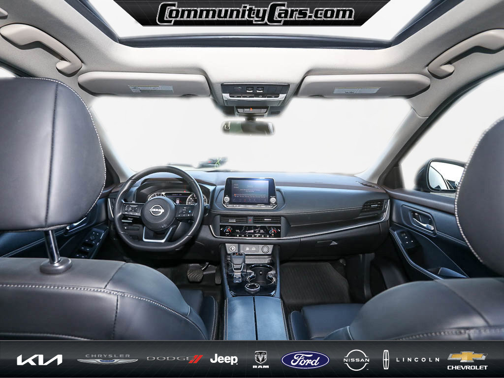 Used 2023 Nissan Rogue SV w/ SV Premium B Package image 24