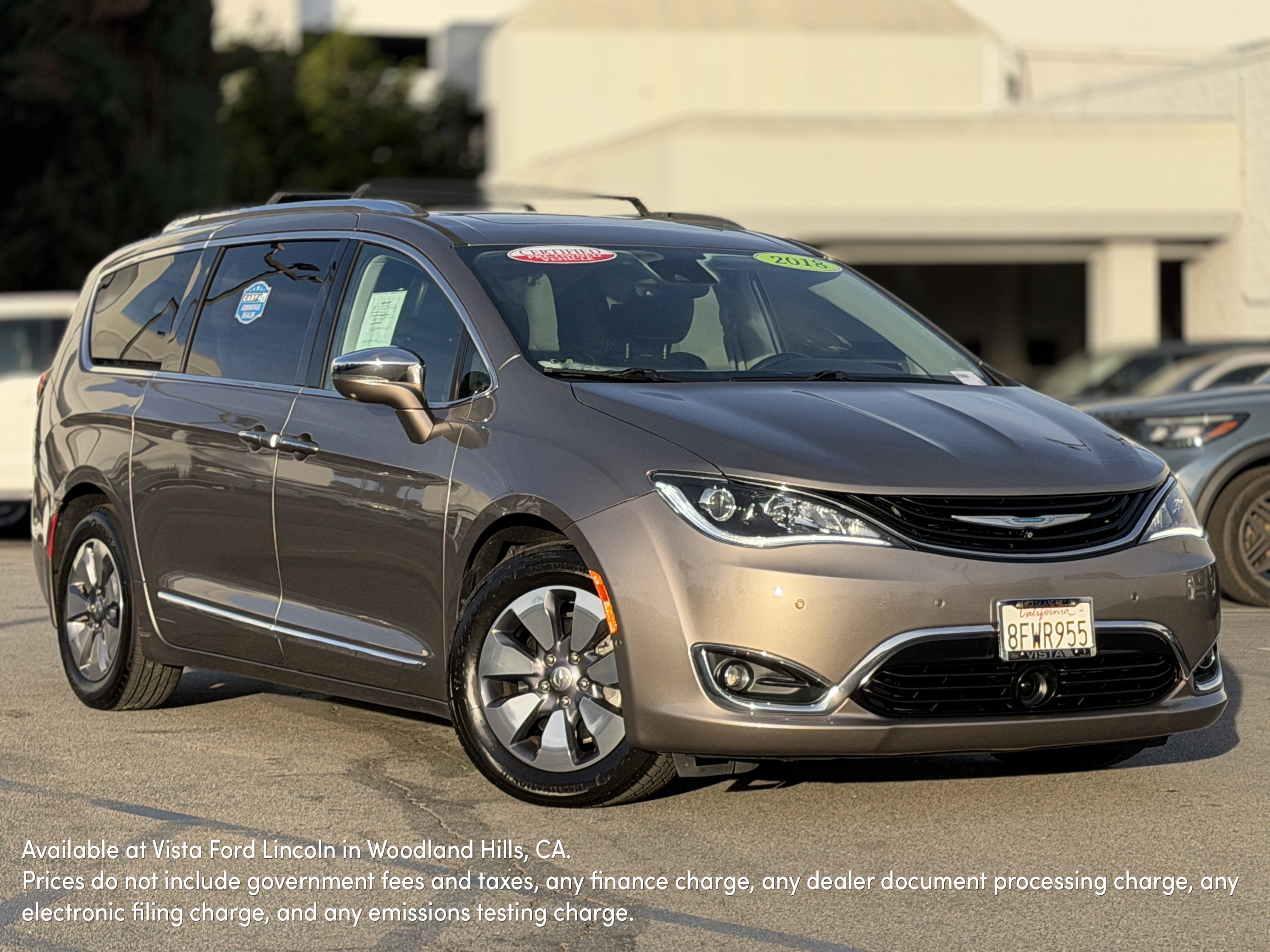 Used 2018 Chrysler Pacifica Limited w/ Advanced Safetytec Group