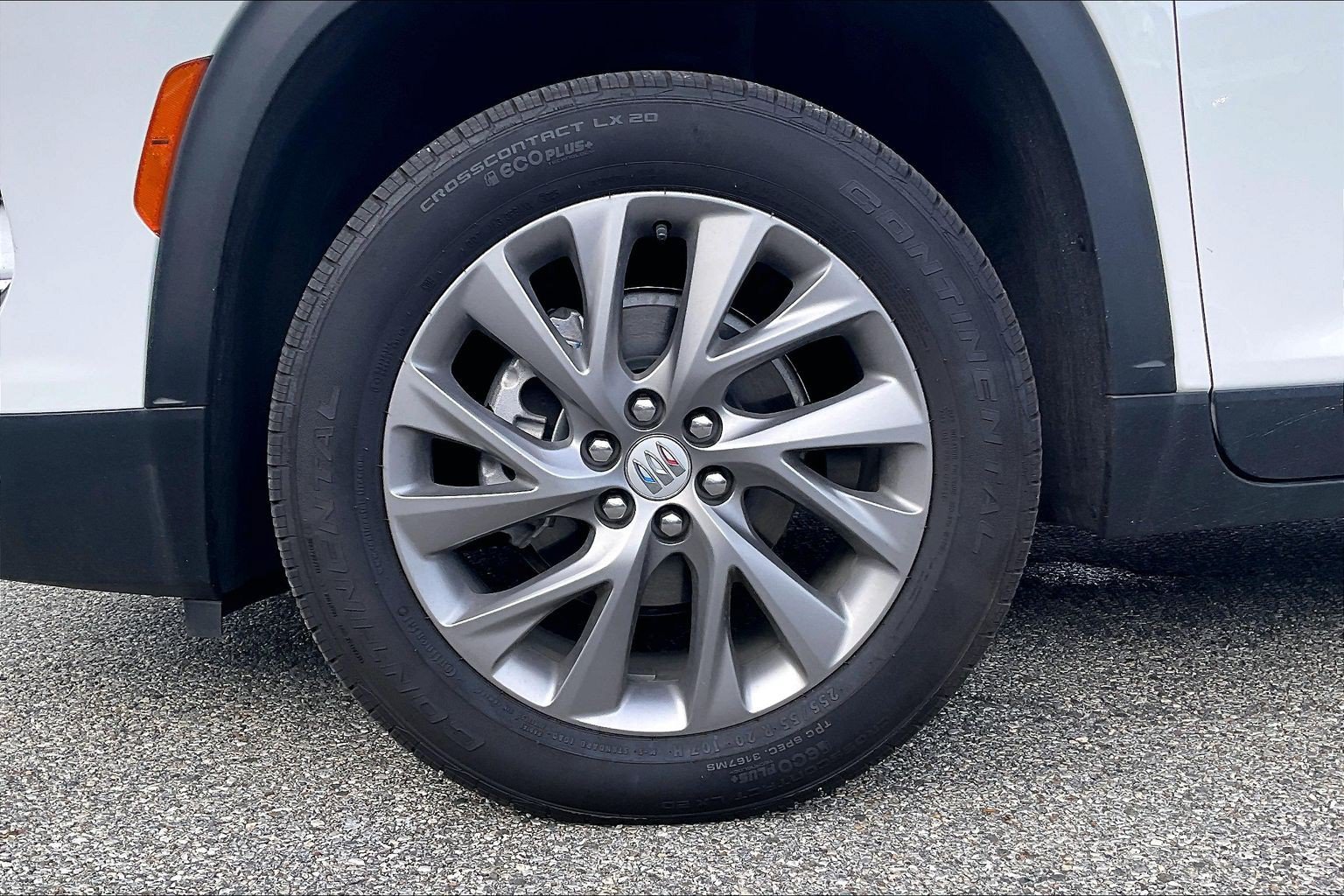 Used 2026 Buick Enclave Preferred AWD/4WD image 9