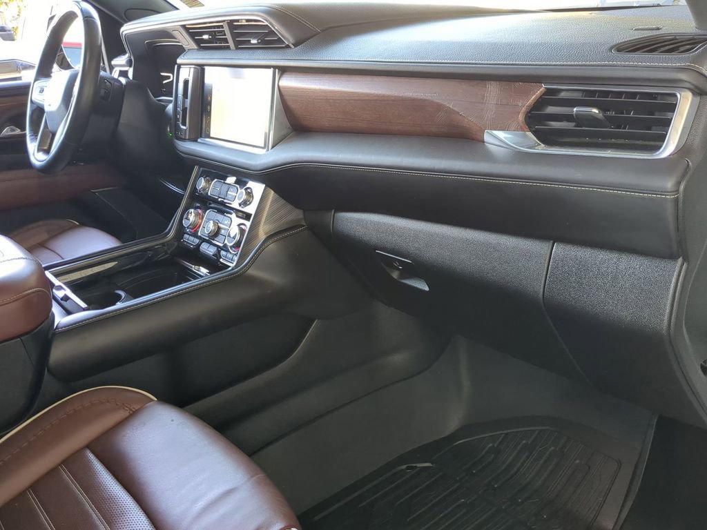 Used 2023 GMC Yukon Denali Ultimate image 19