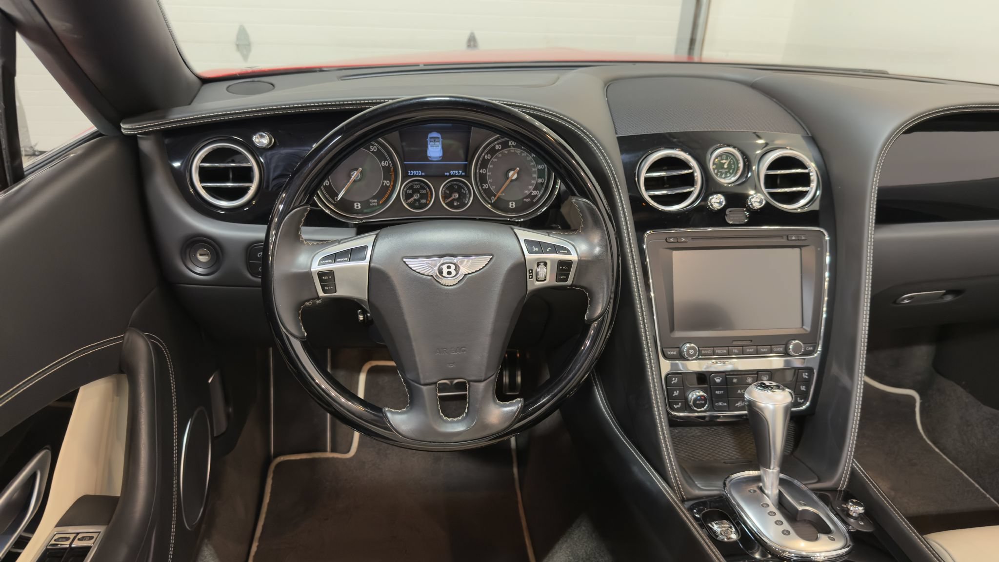Used 2015 Bentley Continental GT AWD/4WD image 58