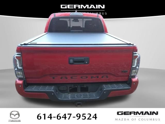 Used 2017 Toyota Tacoma TRD Sport w/ Premium & Technology Package AWD/4WD image 7