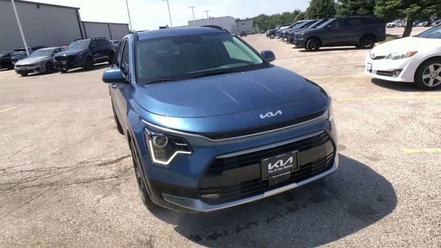New 2025 Kia Niro EX Touring image 5