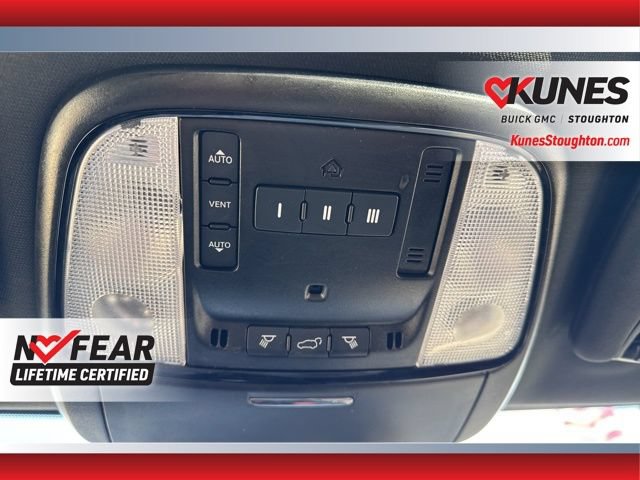 Used 2025 Dodge Durango R/T AWD/4WD image 29