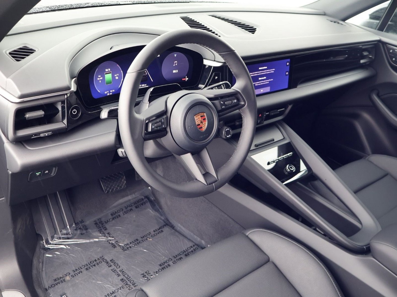 New 2026 Porsche Macan Electric RWD image 4