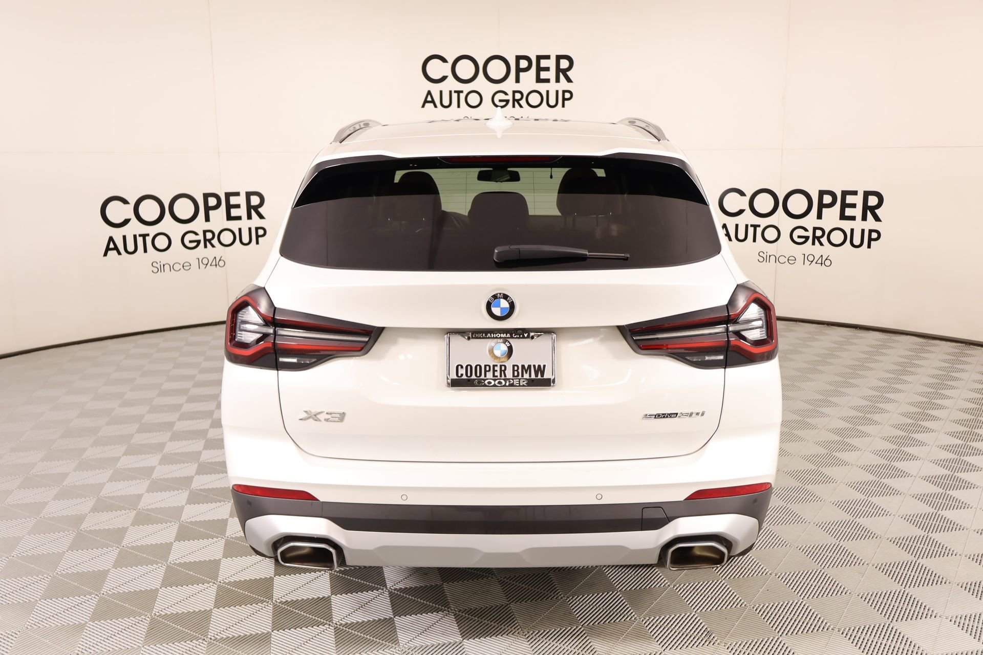 Used 2023 BMW X3 sDrive30i w/ Premium Package w/ZPA RWD image 23
