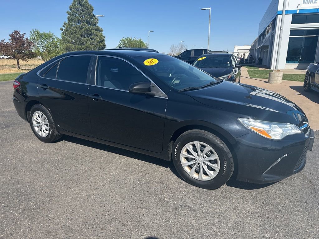 Used 2017 Toyota Camry SE FWD image 32