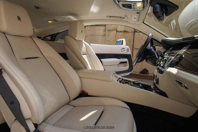 Used 2017 Rolls-Royce Wraith RWD image 39