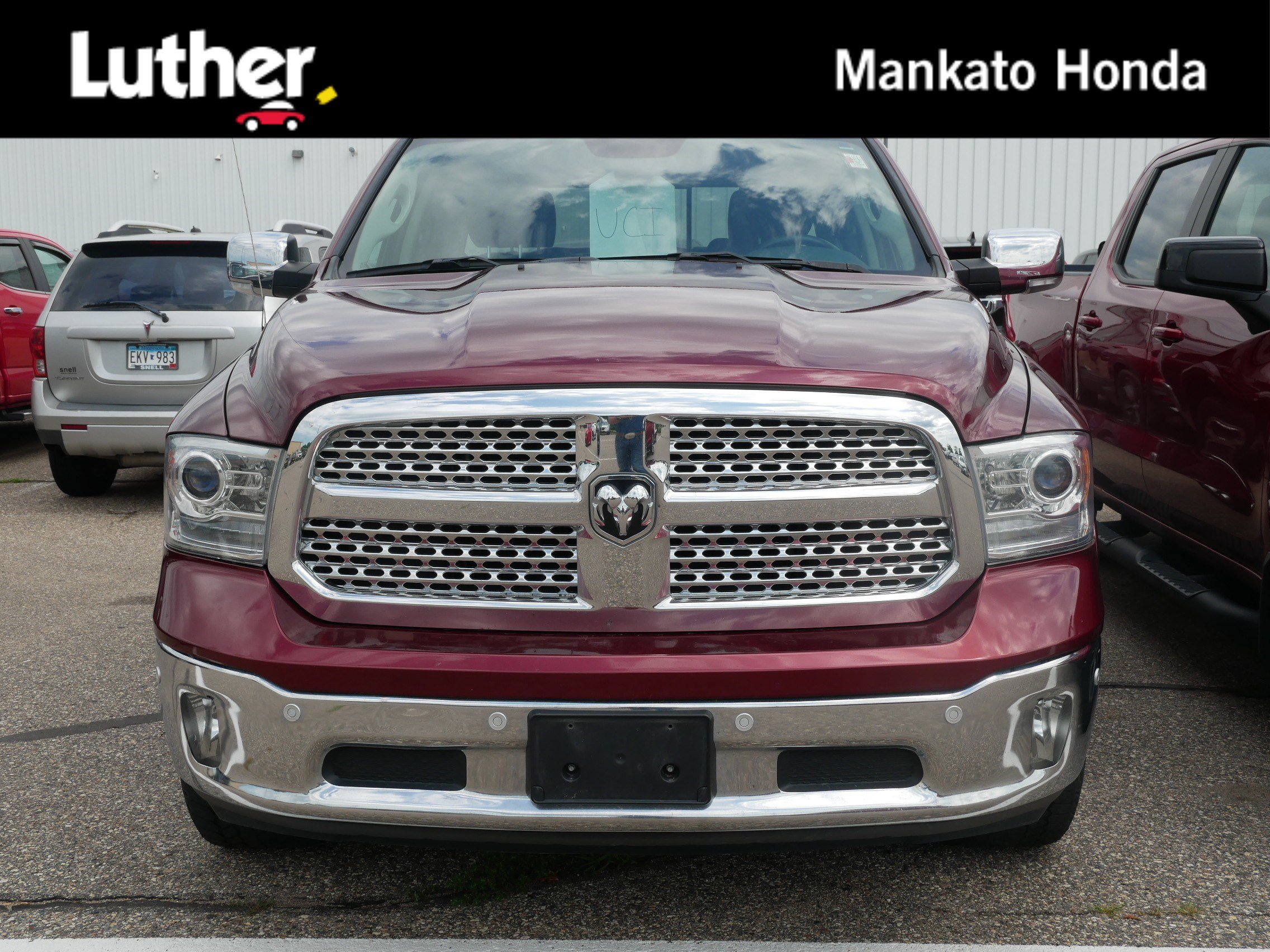 Used 2016 RAM 1500 Laramie w/ Convenience Group AWD/4WD image 1