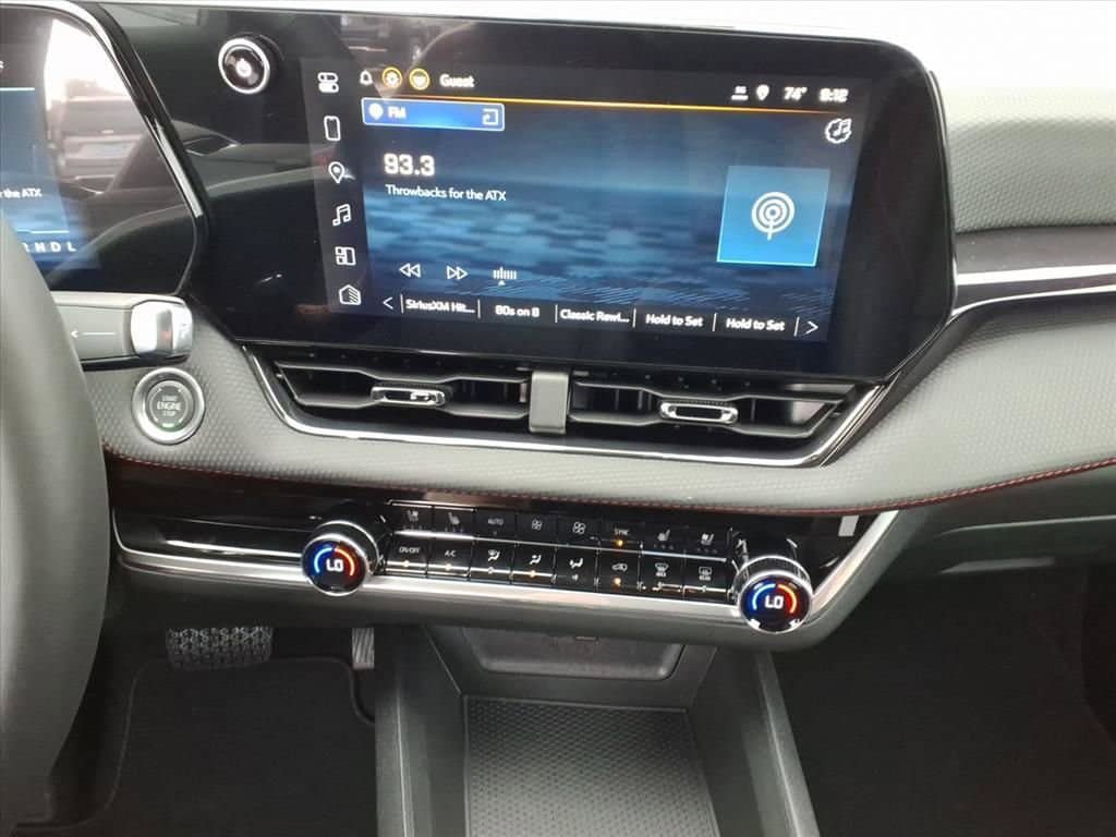New 2026 Chevrolet Equinox RS w/ Convenience Package III FWD image 22