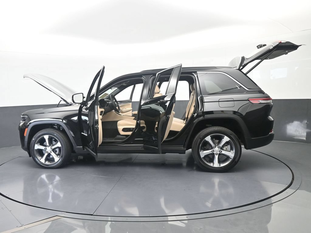 Used 2026 Jeep Grand Cherokee Limited RWD image 72
