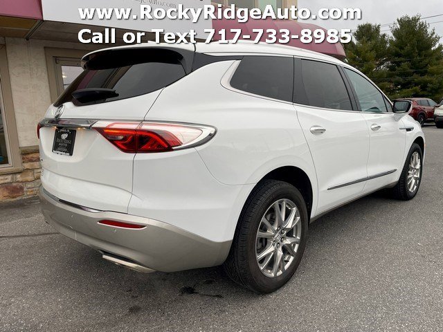 Used 2023 Buick Enclave Essence w/ Experience Buick Package image 7