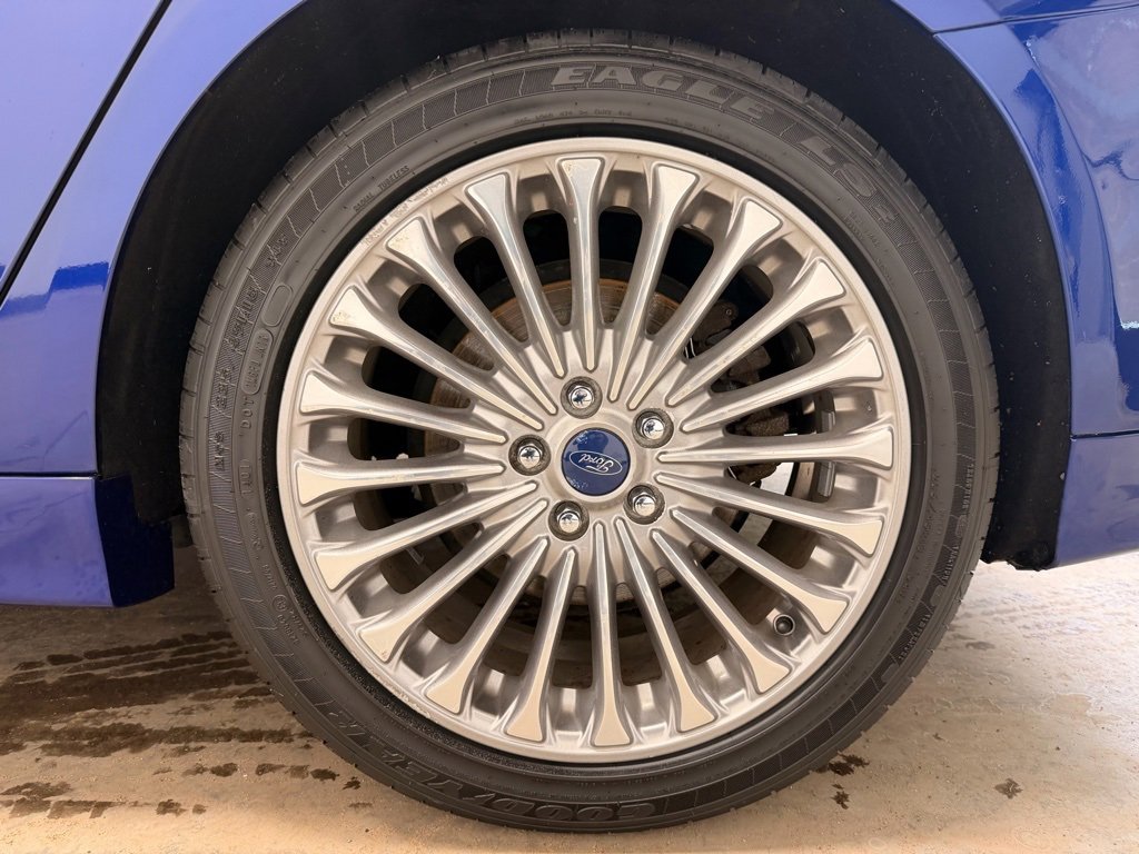 Used 2015 Ford Fusion Titanium image 9