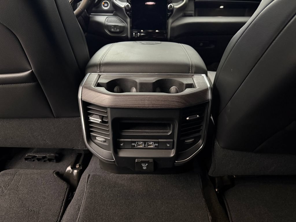 Used 2025 RAM 3500 Laramie AWD/4WD image 28
