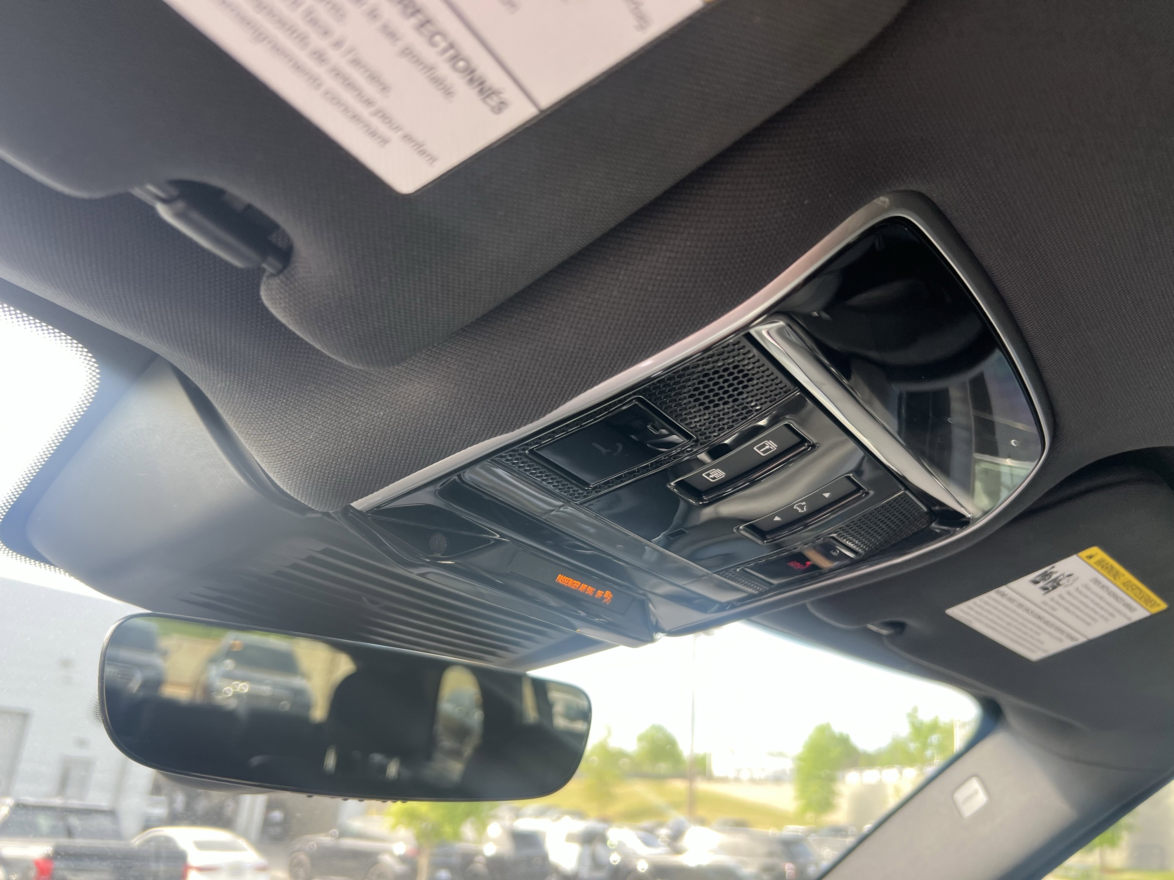 Certified 2024 Land Rover Range Rover Long Wheelbase SE image 23