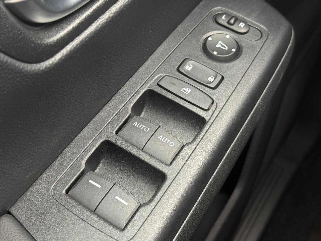 Used 2023 Honda CR-V Sport image 21