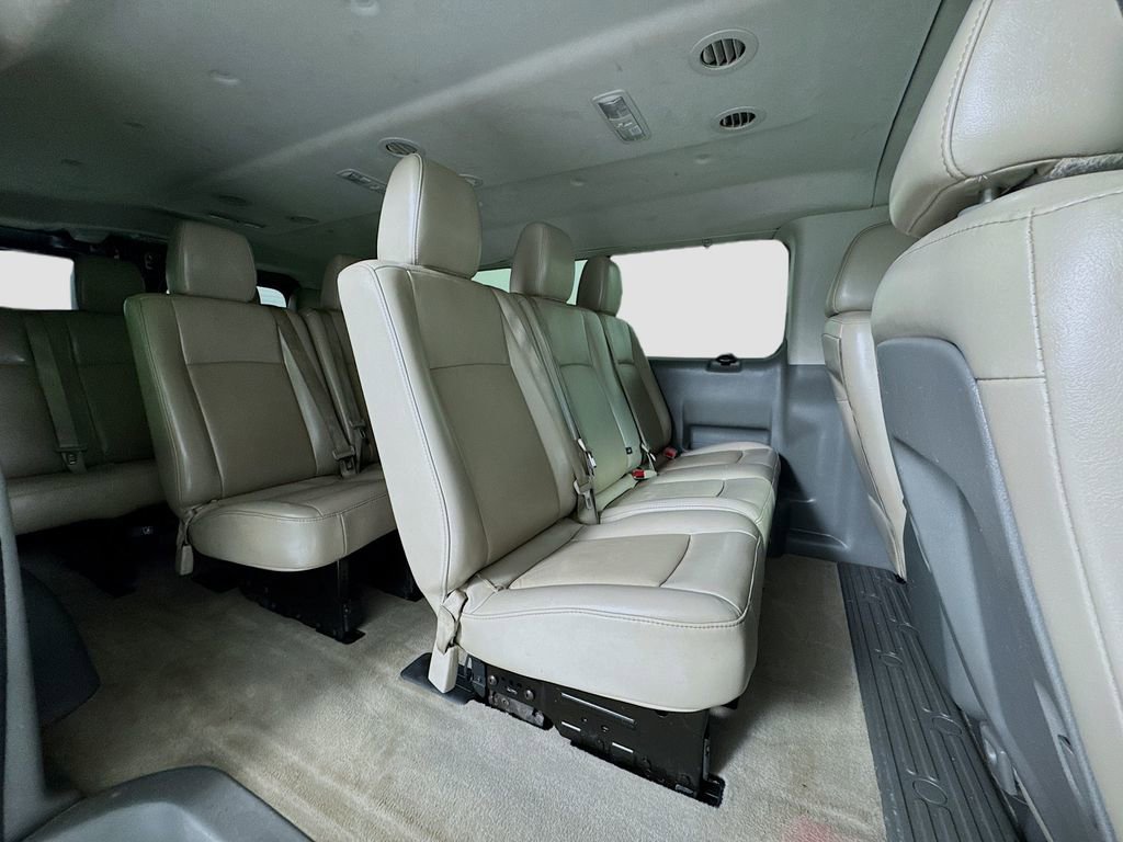 Used 2016 Nissan NV 3500 SL image 23