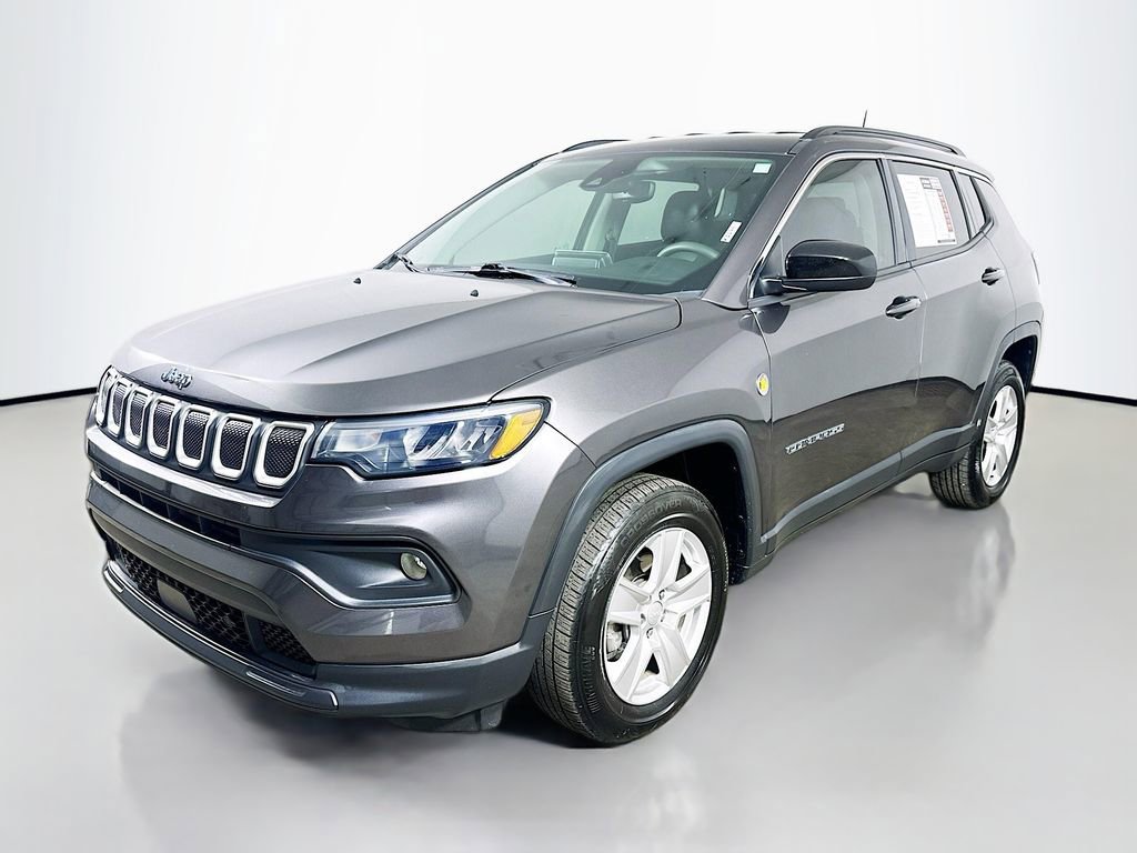 Used 2022 Jeep Compass Latitude AWD/4WD video 3