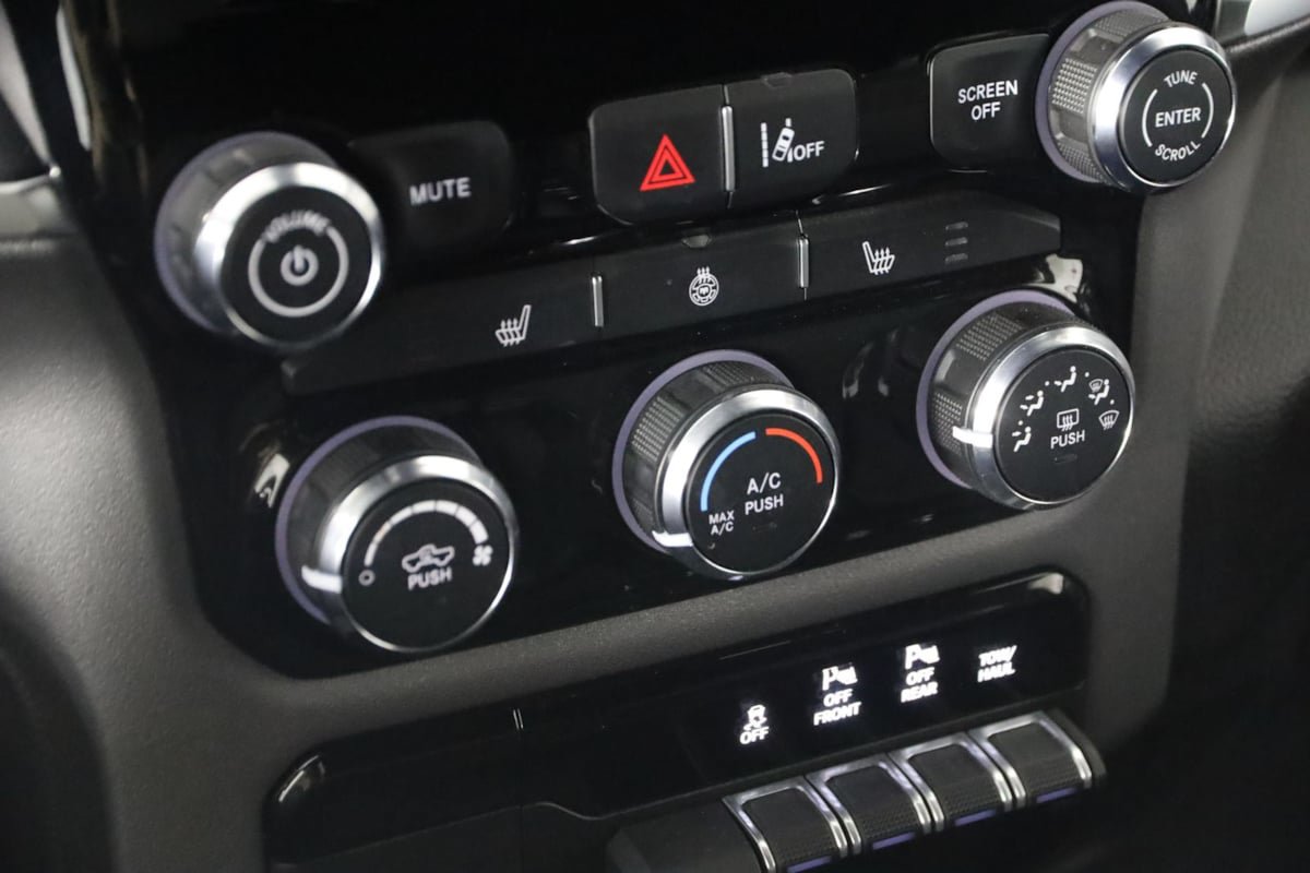 Used 2025 RAM 1500 Big Horn AWD/4WD image 10