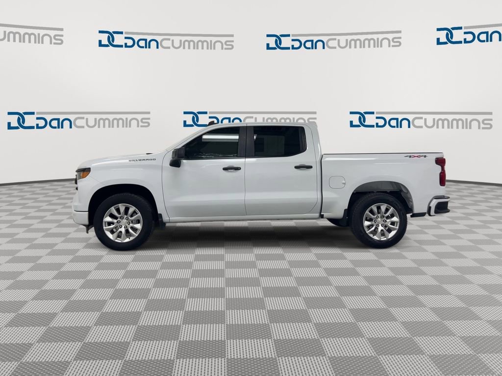 Used 2023 Chevrolet Silverado 1500 Custom image 5