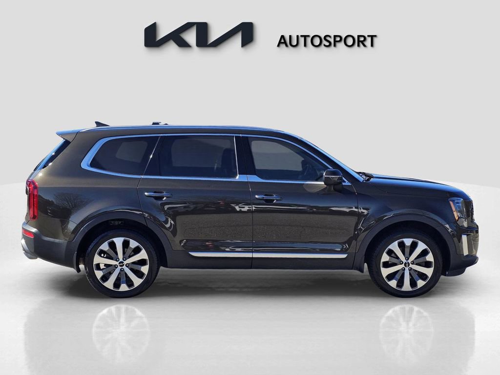 Used 2022 Kia Telluride S image 7