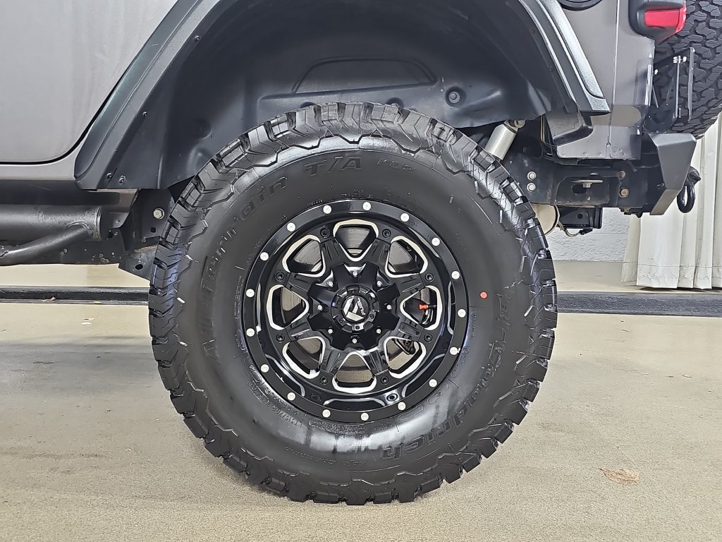 Used 2020 Jeep Wrangler Unlimited Rubicon AWD/4WD image 38