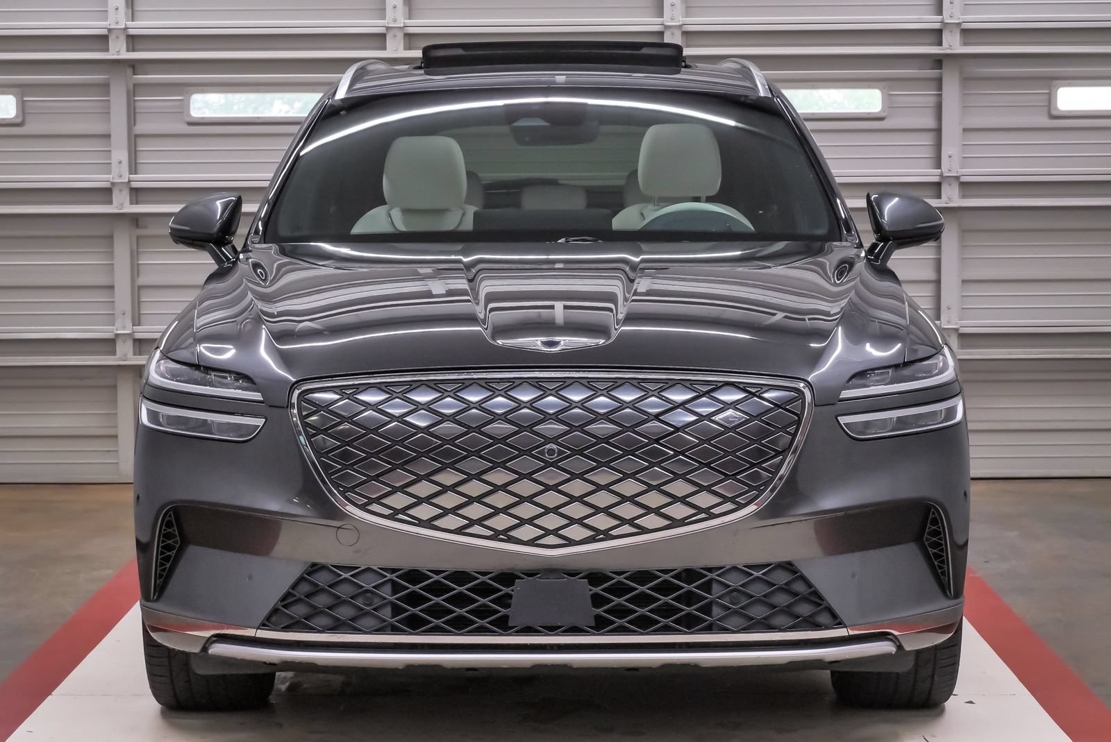 Certified 2023 Genesis Electrified GV70 w/ Prestige Package AWD/4WD image 4