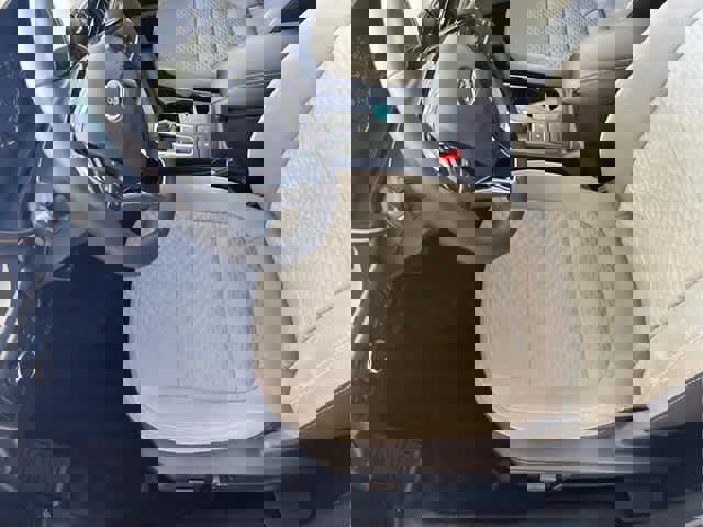 Used 2022 Ford Escape SE w/ Convenience Package image 15