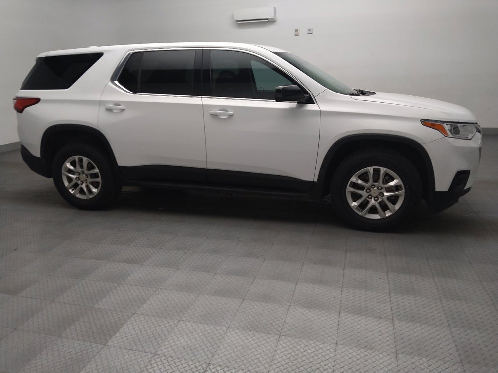 Used 2020 Chevrolet Traverse LS FWD image 11