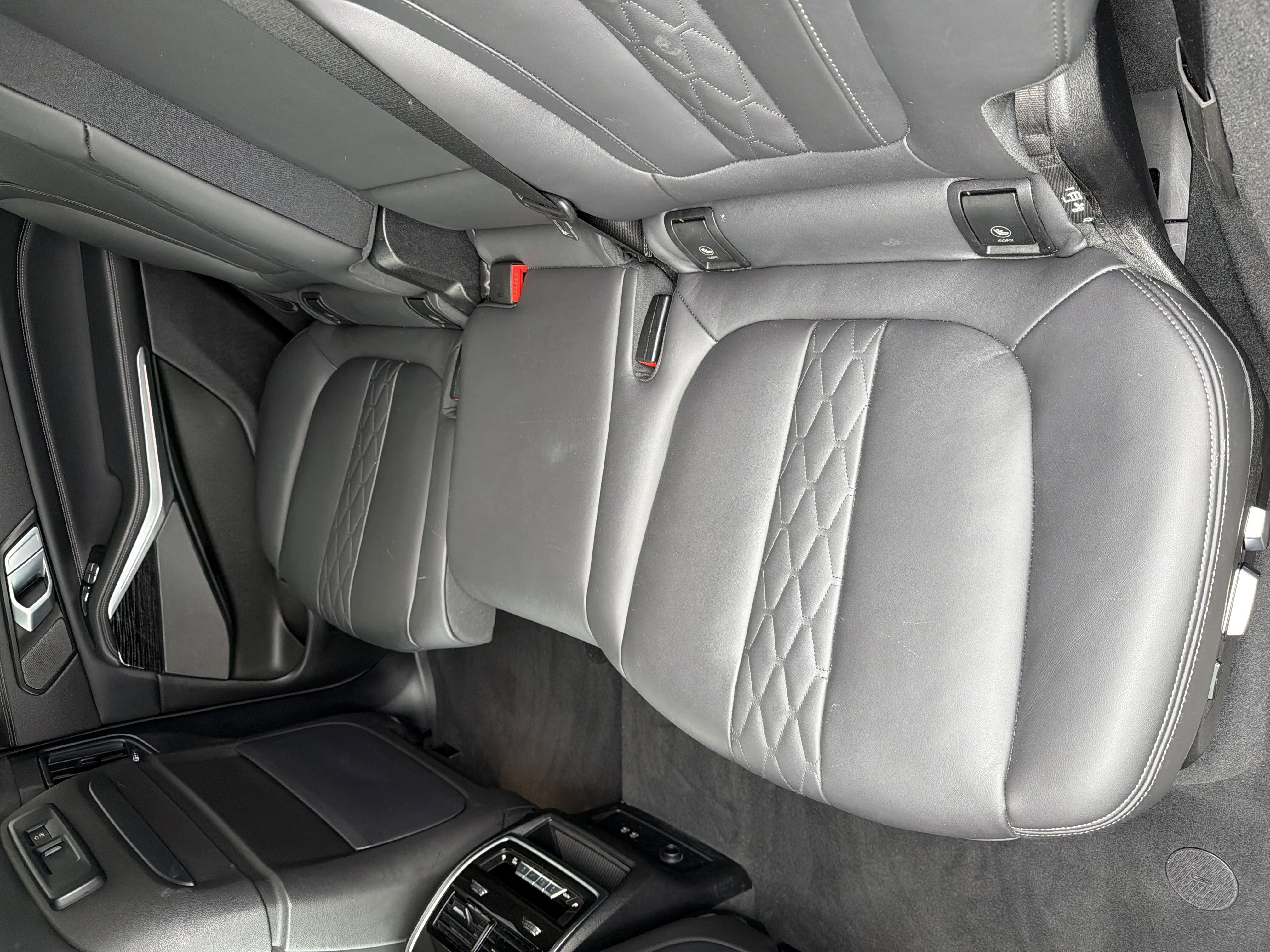 Used 2022 BMW X7 M50i w/ Cold Weather Package image 22