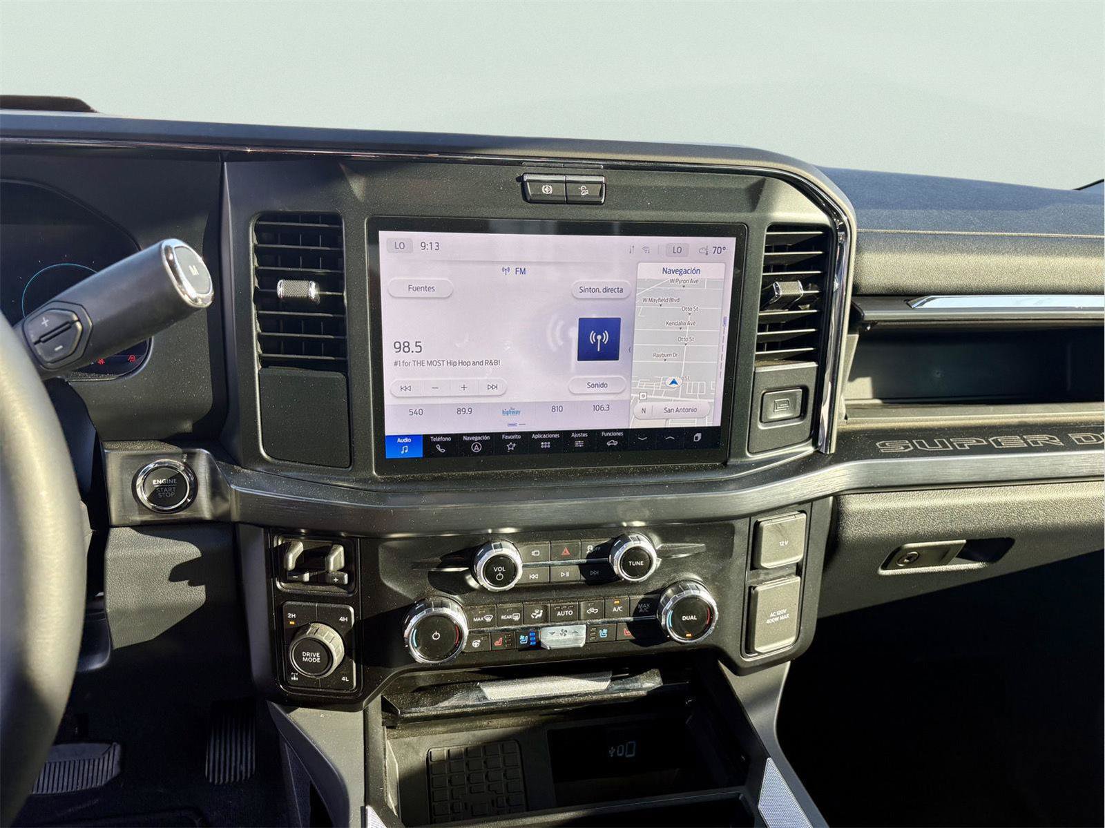 Used 2025 Ford F250 Lariat w/ FX4 Off-Road Package AWD/4WD image 21